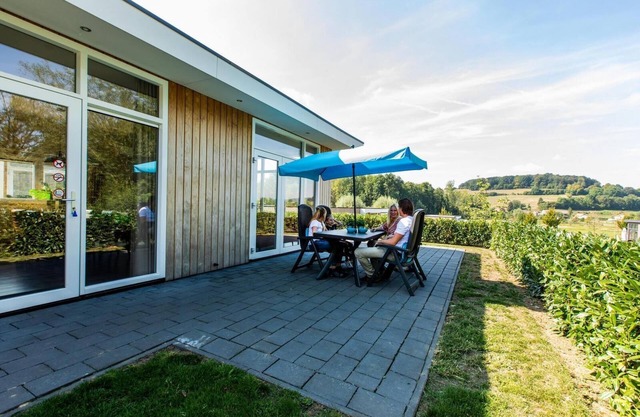 ✓ Module at Residence Valkenburg ✓ Holiday home for 6 persons ✓ Located in Valkenburg (Schin op Geul) ✓ Holiday resort in South Limburg, near Maastricht ✓ Book directly at the resort