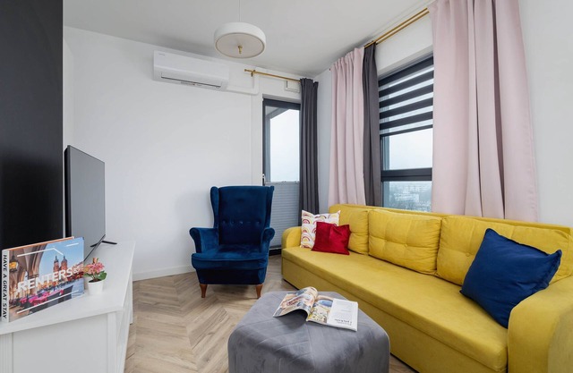 Mogilska 120B | Family Apartment | Parking