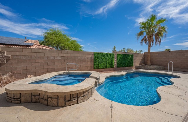 Mohave Desert Pool Home