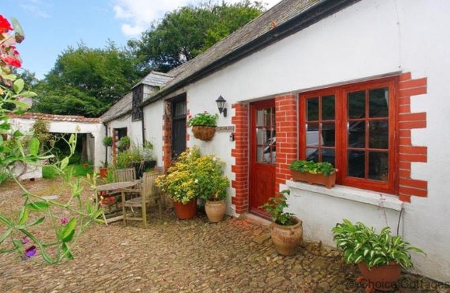 MONKLEIGH COACHMANS COTTAGE 1 Bedroom