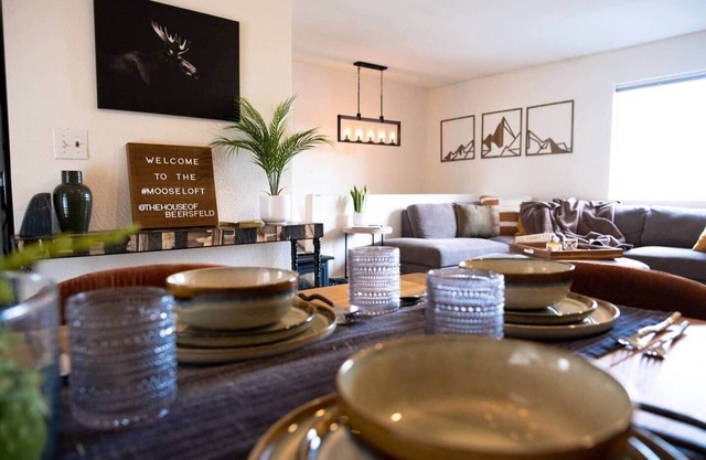 Moose Loft | Sleeps 6 | Quiet