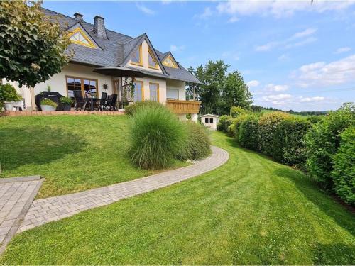 "Moseltor" Comfortable holiday residence