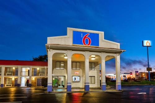 Motel 6-Cookeville, TN
