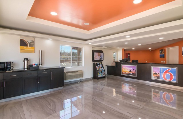 Motel 6 South El Monte, CA - Los Angeles