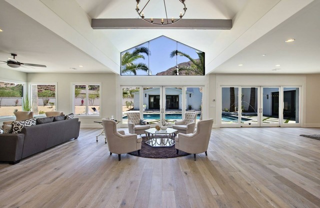 Mountain Edge Mansion - Private Pool - Sleeps 20