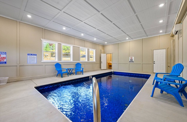 ★Mountain Grace★ | Pool House, Hot Tub, Sleeps 26