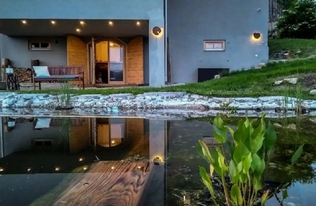 Mountain refugio comfortable house in nature, near coast