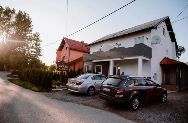 Mountain Serenity Rooms - Double Room with Balcony 2