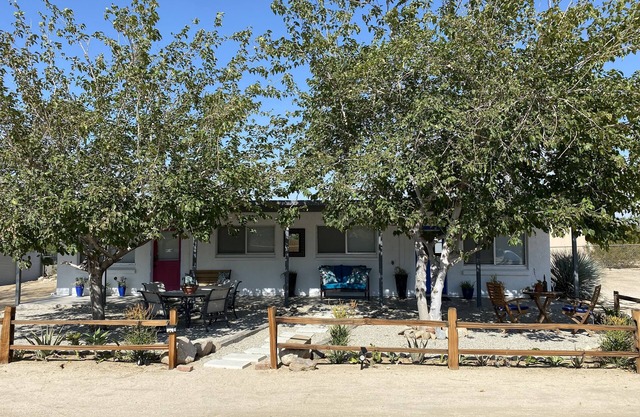 Mountain View Bungalows Under the Stars-Unit A Mars