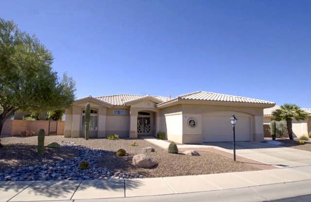 Mountain-view home with on-site pool/hot tub, private yard, patio