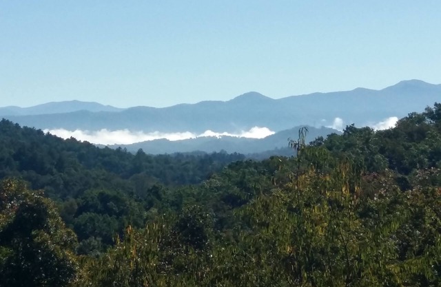 MOUNTAIN VIEW is forever from Easy Paved Access Villa above Public GOLF Course