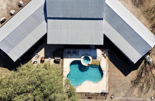 Mountain Views I Pool&Hot Tub I Home for 20 Guests