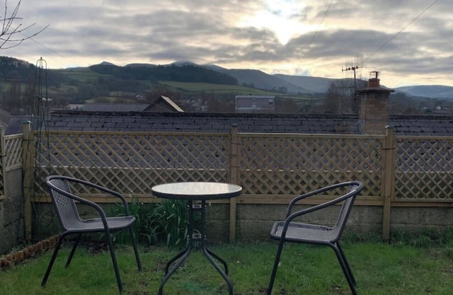 Mountain views in the heart of Brecon Town