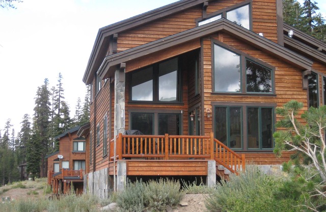 'Mountains Majesty' - Beautiful 5 BR, Easy Access to Slopes