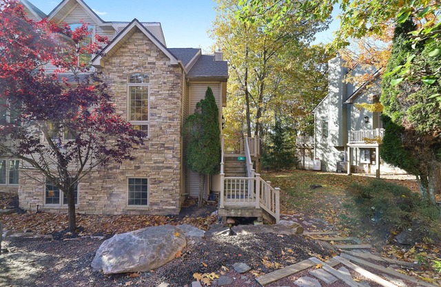 MountainwoodMemories LkHarmony 5bedroom Pool Beach SkiResort Tennis