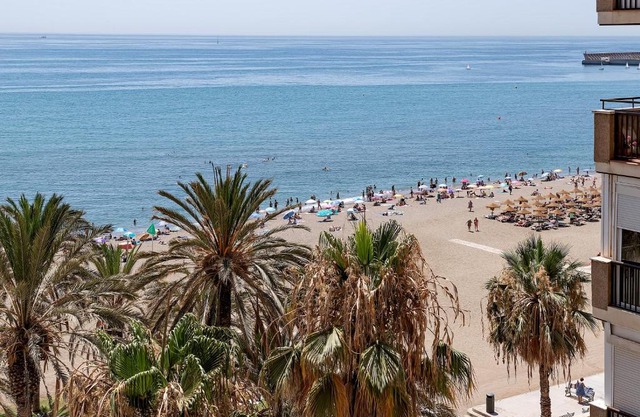 MP11 Beachfront Apt/Prime Location/Beyond Peaceful 247