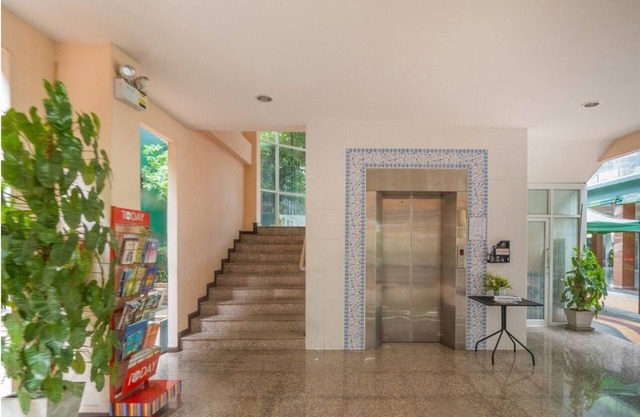 MRT Thaphra spthaphra