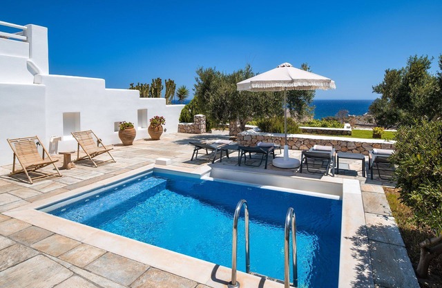 My Rental Homes - Guest House Levantes with pool and large outdoor spaces with BBQ