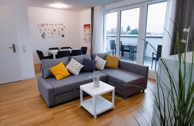 Myskyline - for 6 persons, roof terrace, balcony, garage, bed linen incl.
