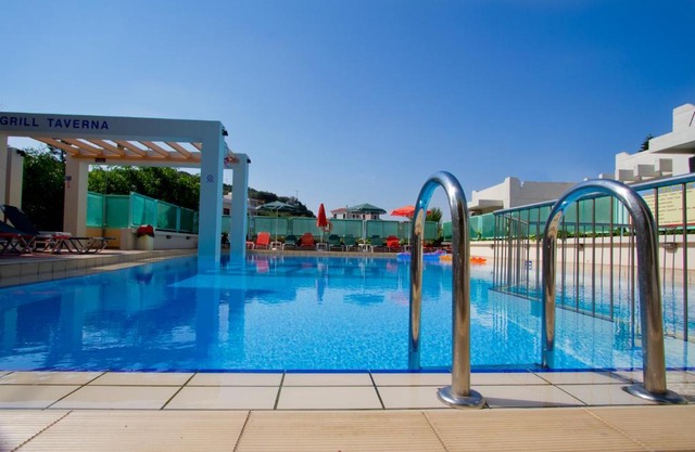 Mythos- Platanias- Hotel -Apts