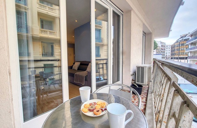 N&J - RIVIERA PROVENCE - CENTRAL - NEAR SEA