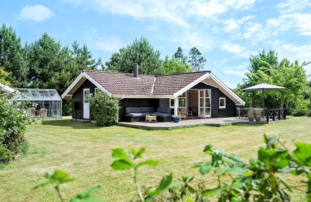N333 Karrebæksminde - Reedtzholmvej 32