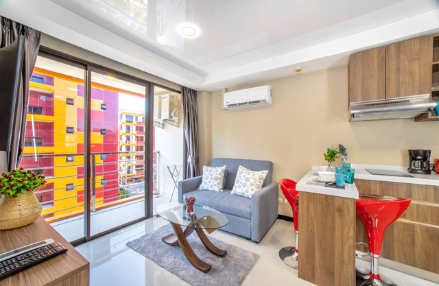 Nai Harn 1BR Retreat Pools & Sea Views S608