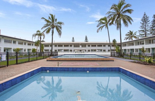 Nalu - Hosted by Burleigh Letting