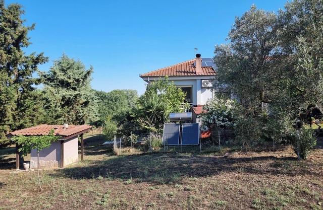 Nana's Villa - Little ParadisenNestled in greenery near the sea