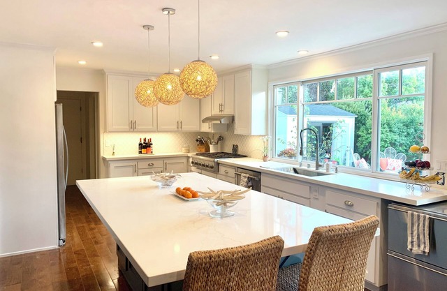 Napa-like 5 bedroom home. Walk to everything! True indoor/outdoor living!