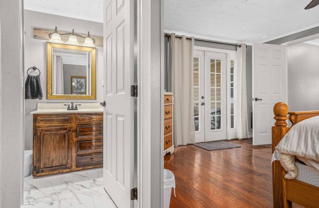 Nash Farms Retreat-Spacious 3-bedroom private home