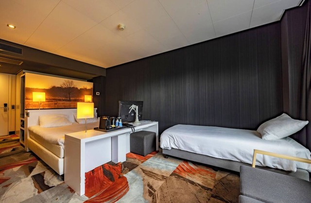 Nature Escape Near Uden and Local Attractions Parking On Site