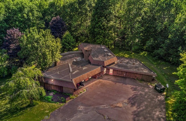 Nature's Retreat - Hot tub, Firepit, game room 5 mins to Honesdale