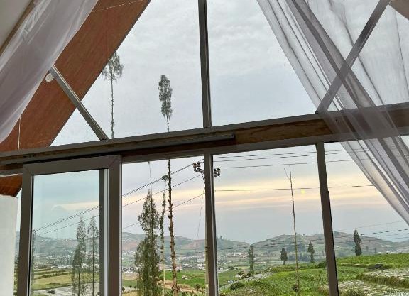 Nazma cabin house