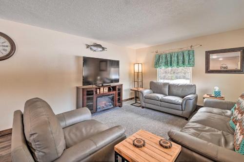 Near Kenai River Anglers Escape in Soldotna