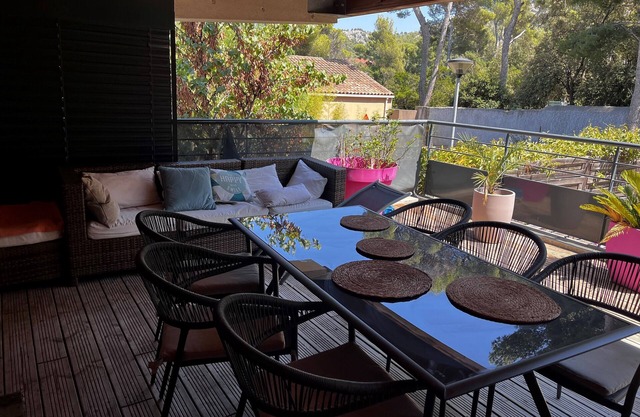 Near Morgiou and Sormiou Marseille T4 garden