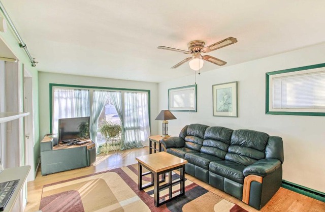 Neenah Home with Deck Near Lake Winnebago