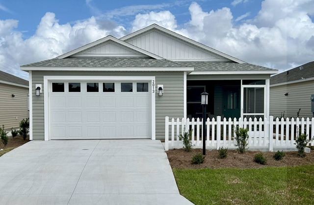 New 2/2 patio villa in The Village of Well Point, near Eastport, in The Villages