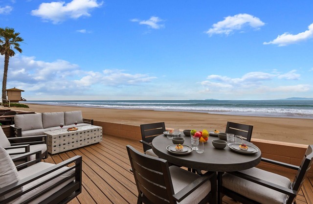 NEW 2BD Luxury Beachfront Condo in Carpinteria. Stunning Ocean Views!