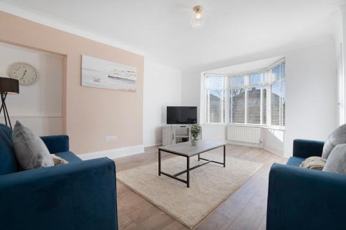 NEW! 2BR in Rowlington Terrace