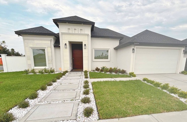 New 3-Queen bd home 15 min. from McAllen Airport & La Plaza Mall