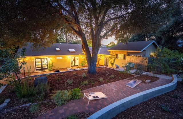 New 4BR GREAT Location and Backyard