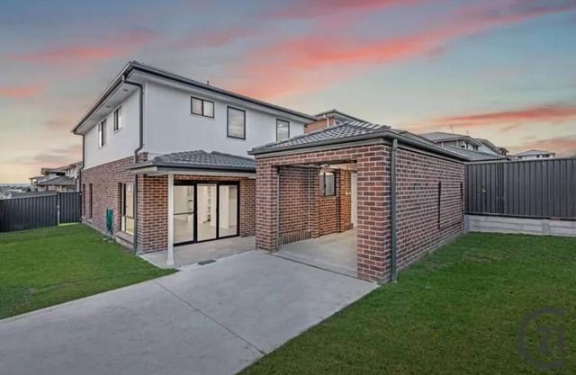 New 5 bedroom house in Rousehill
