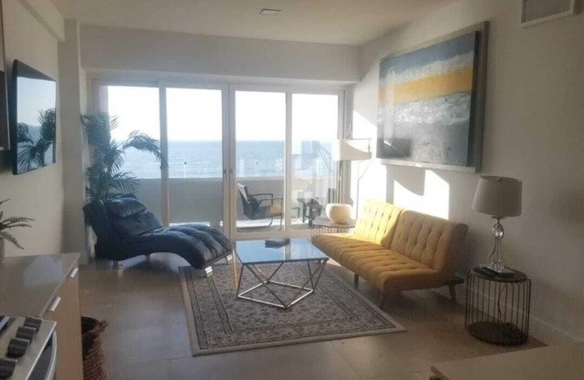 New apartment with amazing view, front sea with access to the beach.