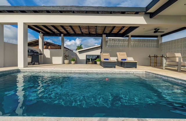 New BeachSide 3BR w/Private Pool Ocean View