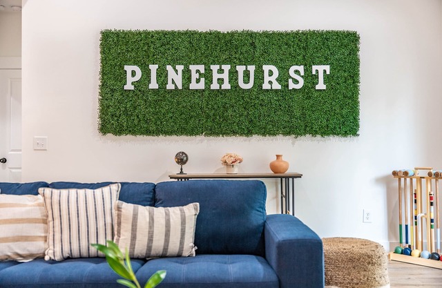 New Build! 5 Bedrooms & 3.5 Baths! 5 minutes to Golf and the Village