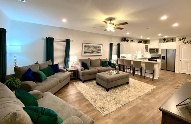 NEW Build! Only Minutes from the Lake!