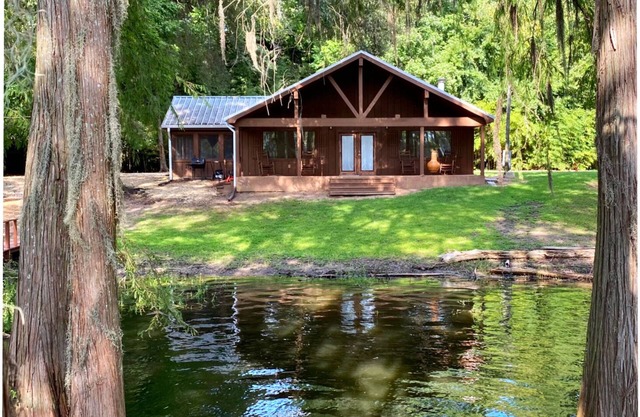 New Cabin on Lake Enterprise in Wilmot Arkansas