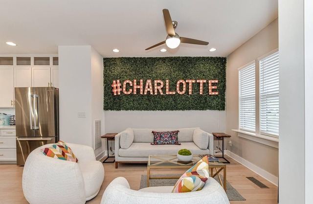 NEW! Chic 3brm ❤️ Of CLT City Center