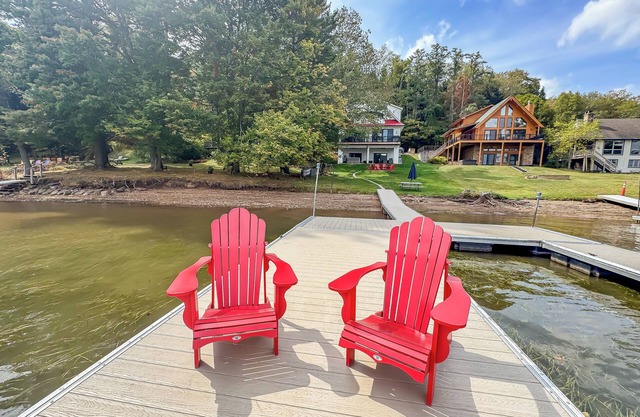 New Construction Lakefront Home 0.25 Miles from Wisp!